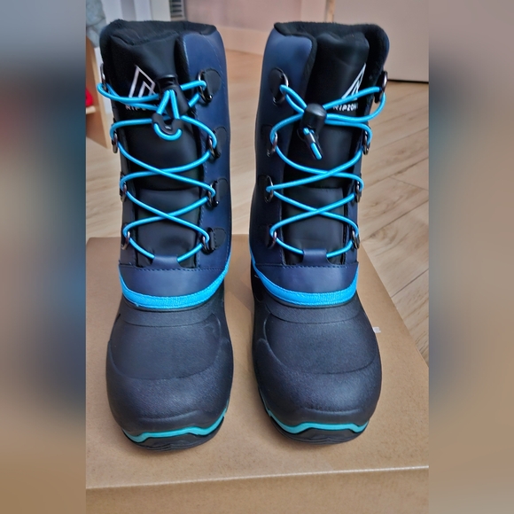 Brand new Ripzone youth winter boots size 5 - Picture 1 of 6